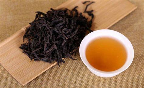 长期饮用黑茶的副作用 经常喝黑茶的危害有哪些_黑茶_绿茶说
