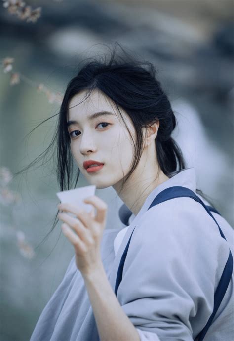 胡嘉欣古风图片头像女生