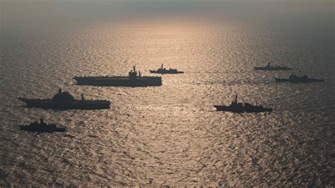 剑指中国：美日澳印举行海军演习 美印双航母抢镜_手机新浪网