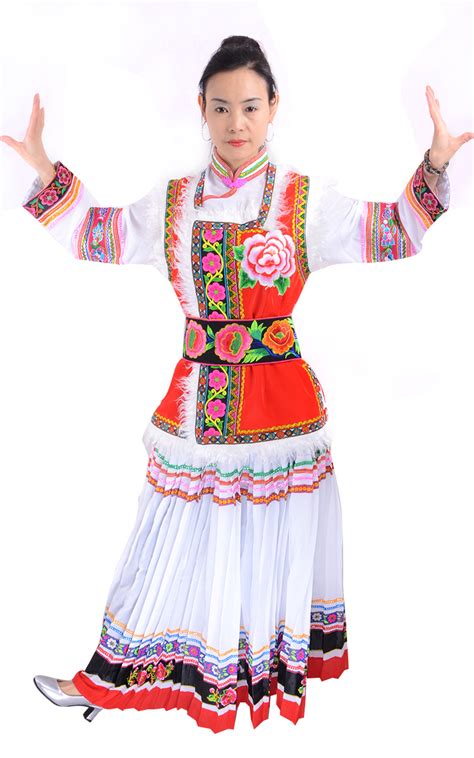 汉民族传统服饰 衣冠上国、礼仪之邦、锦绣中华，汉族的工艺和美学！