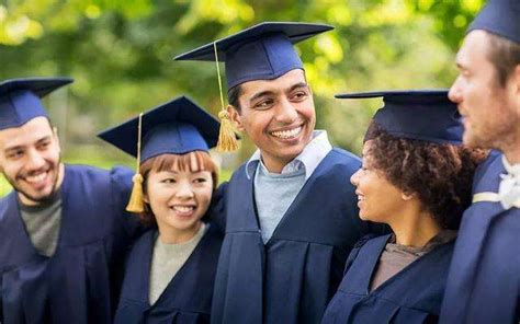 英国杂谈：关于英国大学的毕业典礼和毕业证发放事宜