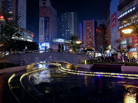 【重庆三峡广场的夜色与美食】, 养龙旅游攻略 - 艺龙旅游社区