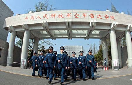中国雷达部队每年处置3万次非法入侵 F-22也难逃_军事_凤凰网