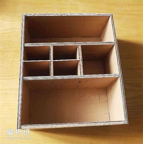 废纸箱做书架的方法 纸箱书架的制作教程_爱折纸网