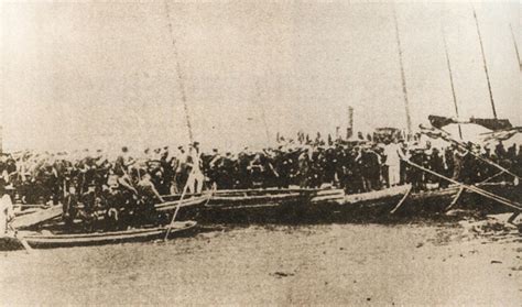 1853年1月，太平军攻占武昌，为起义后攻克的第一座省城。图为当时的武昌城-军事史-图片