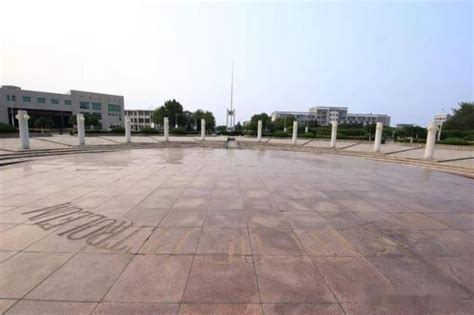 中国石油大学（东营）校区就这样被拆分？两建筑成为东营历史建筑正式揭牌_华东