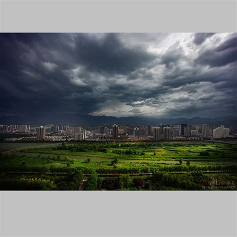 太阳雨图片
