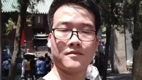 河南一名抗疫志愿者倒在工作岗位上，年仅34岁_凤凰网视频_凤凰网