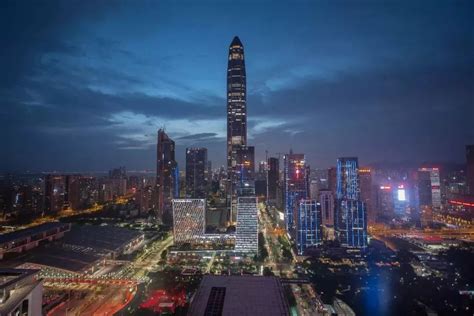 深圳第一高楼观光层开放啦！55秒飞升116层感受下|观光|云际|第一高楼_新浪新闻