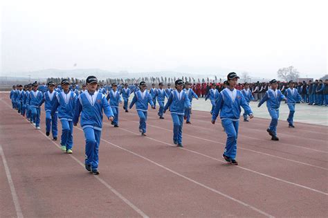 忻州市北方中学隆重举行初一年级队列队形广播体操比赛|队形|广播体操|同学_新浪新闻