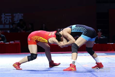 女子摔跤 精彩对决-新闻中心-温州网