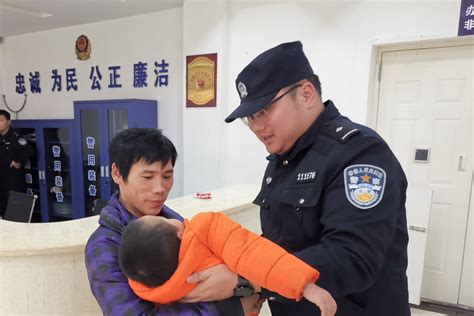 南京两交警大队民警携手 为抢救三岁病重儿童开辟生命通道