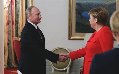 G20峰会第二天普京与德国总理默克尔共进早餐 - 2018年12月1日, 俄罗斯卫星通讯社