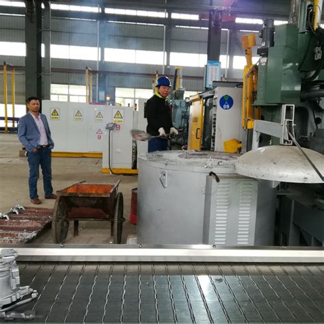 化铝炉南京 坩埚式铝合金电阻熔化保温炉 压铸机边熔炼炉 -阿里巴巴