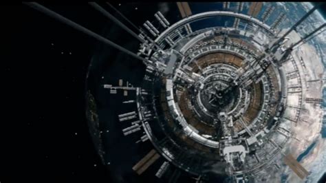 《流浪地球2》最新预告片发布：太空电梯气势磅礴_凤凰网