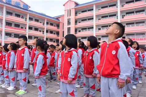 思茅市公立小学排名榜 思茅鱼塘小学上榜第三精品学校 - 小学