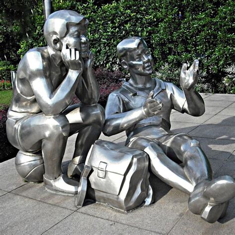 为什么要发挥公共不锈钢雕塑的隐性教育价值？-宏通雕塑