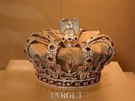 英女王王冠上镶嵌的“光明之山”钻石，印度忘不掉的珍宝_英国_伊丽莎白_的国家