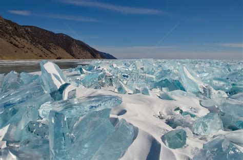 一名西伯利亚探险者独自走过600公里长的贝加尔湖冰面 - 俄罗斯卫星通讯社