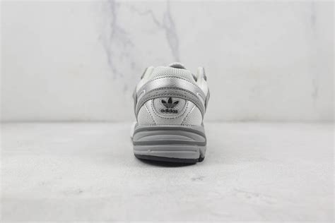 阿迪达斯adidas original Astir莆田纯原复刻天花板三叶草astir灰银色复古慢跑鞋原盒原标 货号：GZ3569-莆田复刻鞋Fake网