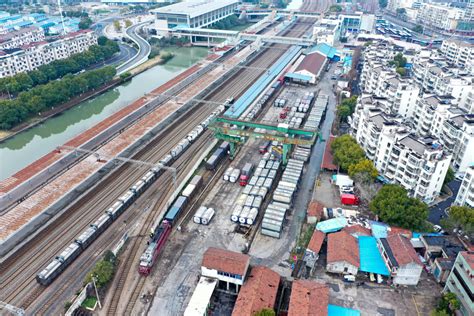 漯河东白坡铁路货场启用 将大大缓解运粮难问题-大河报网
