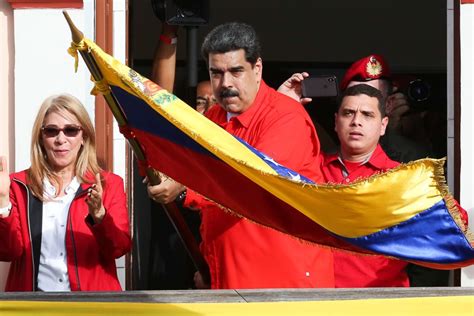 委内瑞拉宣布与美断交 要求美使馆人员72小时离境