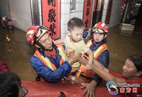 看了这个郑州妈妈用非凡智慧从洪水中救出自己孩子，我顿悟什么是最完美的教育|洪水|郑州市_新浪新闻