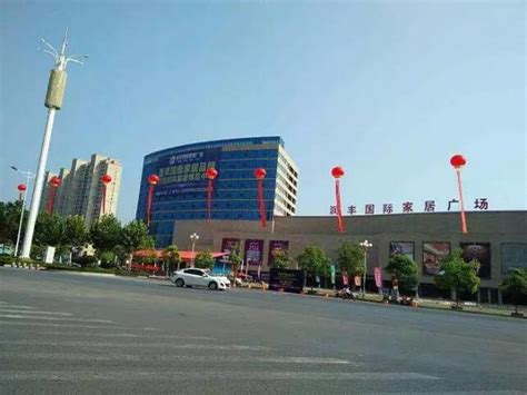 阿迪达斯上海南京东路NJE800品牌中心正式开业