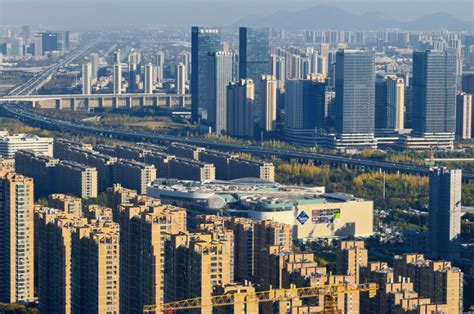 买家、租客都很少 00后比95后更买得起豪宅！杭州二手房、租房年度报告来了-杭州影像-杭州网
