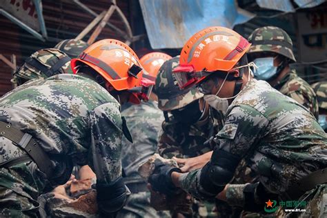 军运会空中救援演练在武汉举行-国际在线