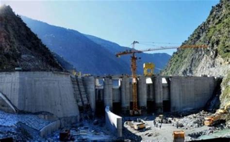 中国水利水电第八工程局有限公司 集团要闻 巴基斯坦总理伊姆兰·汗考察达苏水电站项目