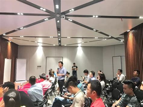 海南省互联网协会成功举办第十七期e海沙龙-新闻中心-南海网