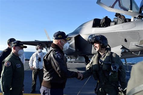 意大利F-35B战机首次登上本国航母_军事_中华网