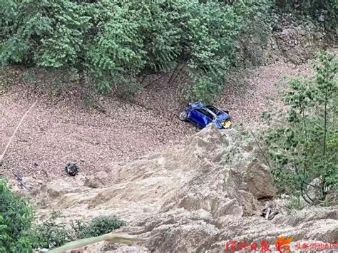 奇迹！广西一男子驾车坠落200米山崖，5天后被发现，还活着！