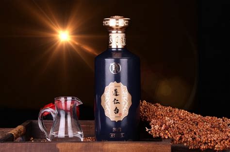 中国历史上的十大名酒排行榜，茅台和五粮液位列前两名(3)_巴拉排行榜