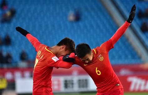 U23亚洲杯中国遗憾出局 领队赛后炮轰：我们在和12个人战斗_文体汇_新民网
