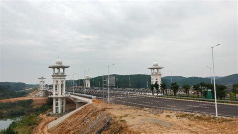 中马钦州产业园玉垌根江大桥区段工程正式开工！_房产资讯_房天下