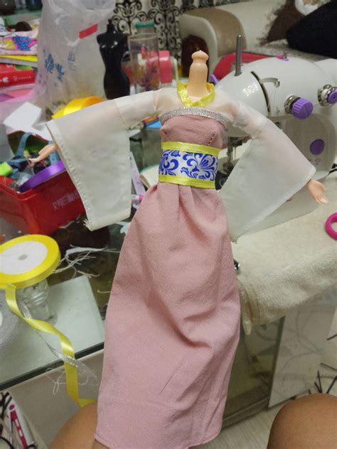手工布娃娃之芭比娃娃中长款外套DIY图解步骤 - 制作系手工网