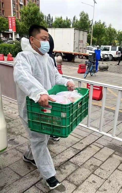 惠友超市携手保定市公交公司25辆公交车齐心保供_联商网
