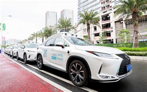 全国首发，广州自动驾驶汽车上路示范运营！__财经头条