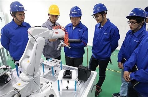 2022年“创客广东”机器人产业链中小企业创新创业大赛启动