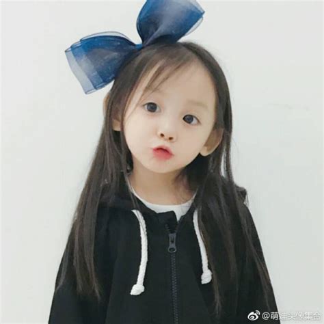 歪头非主流少女头像