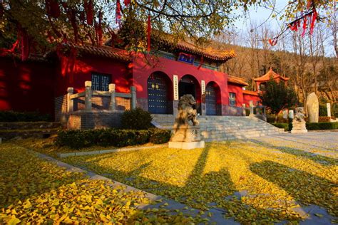 杭州西湖万松书院，有500多年历史，环境优美，还是约会的好地方__财经头条