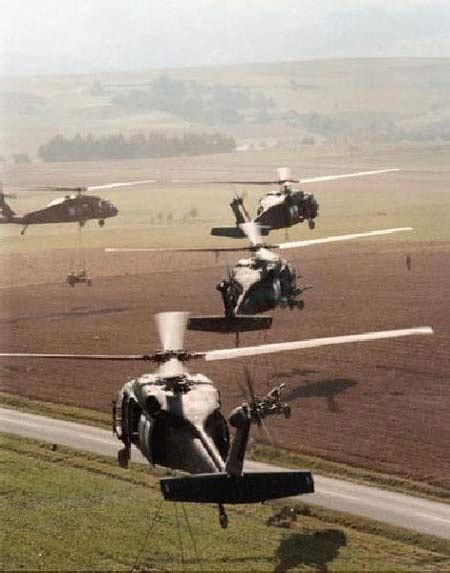 美军“黑鹰”直升机续命，美媒：最新升级版亮相，将改装760架