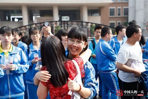 河北17岁少女为救母亲放弃高考，刚刚捐献骨髓_新华报业网