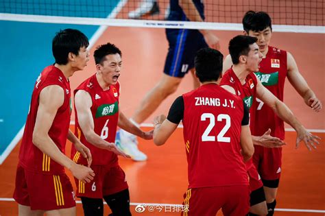 图集：2022男排世锦赛 小组赛 中国男排0比3意大利男排__财经头条