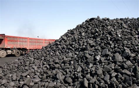 神木煤大块烤烟煤煤矿直销块煤发热量高产气高低硫低灰不结焦-阿里巴巴