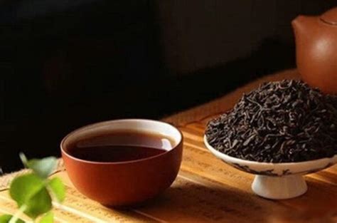 青砖茶和黑砖茶的区别_黑茶_绿茶说