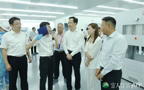 刘保县副校长率队到英发德耀科技有限公司推进产教融合-宜宾校区--成都工业学院