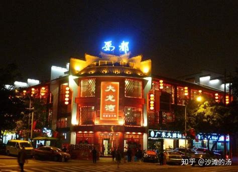 重庆人推荐的火锅店：从苍蝇馆子到游轮餐厅，收藏起来慢慢吃！__凤凰网